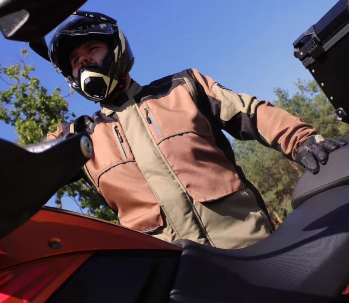 Pánská bunda XRC Winkle 2.0 WTP adventure pale brown/black