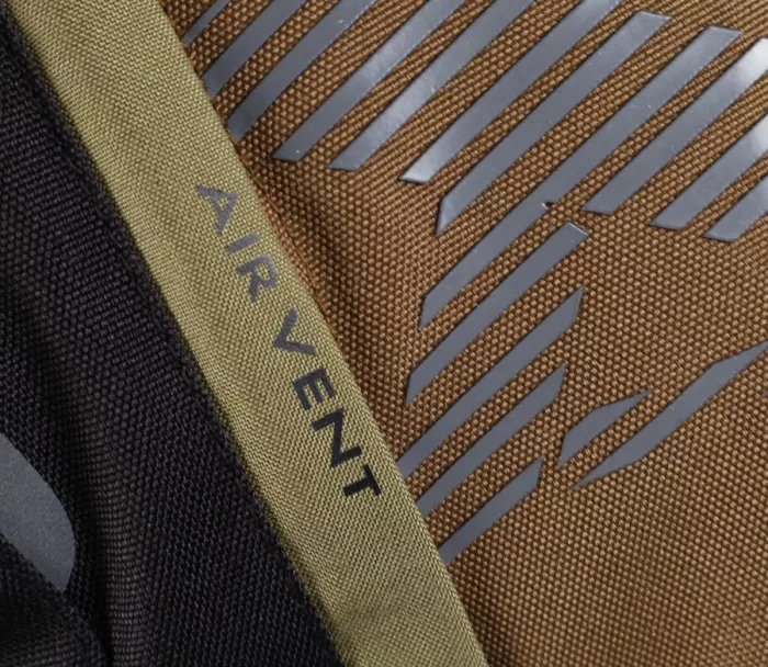 Pánská bunda XRC Winkle 2.0 WTP adventure pale brown/black