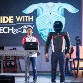 Alpinestars Tech-Air® RACE airbagová vesta + certifikovaný servis airbagů