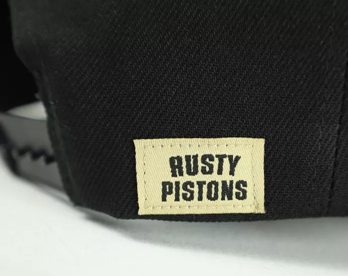 Kšiltovka Rusty Pistons Baxter black/white