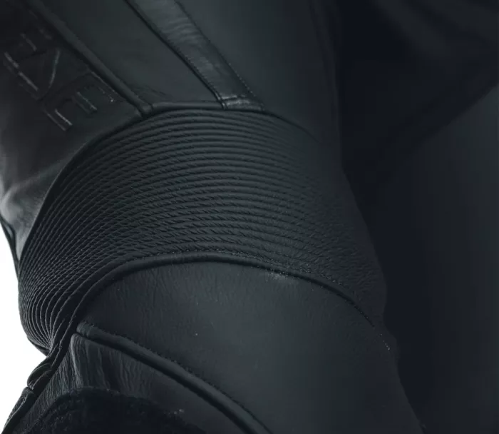 Dámské kožené kalhoty Dainese DELTA 4 BLACK/BLACK