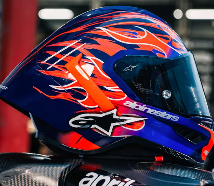 Závodní helma 2026 Alpinestars  Supertech R10 Flyte purple/red glossy