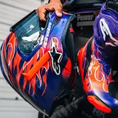 Závodní helma 2026 Alpinestars  Supertech R10 Flyte purple/red glossy