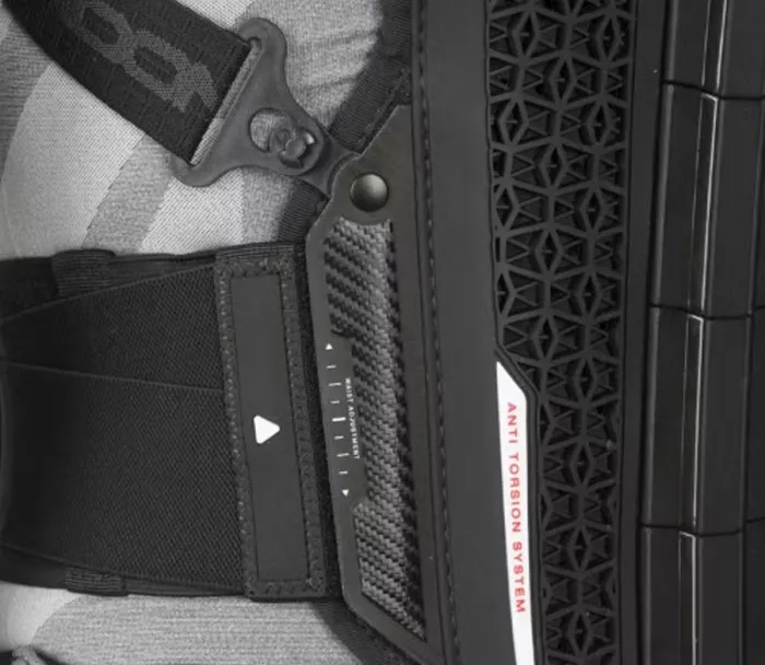 Páteřový chránič Zandona Hybrid Back Pro X8 black