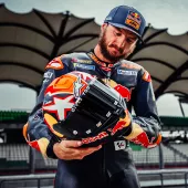 Závodní helma 2024 Alpinestars Supertech R10 Solid white glossy/black matt