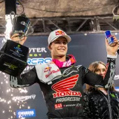 Helma na motokros 2026 Alpinestars Supertech M10 Jett Lawrence R01 purple/pink/yellow