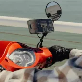 Peak Design Motorcycle Mirror Mount Charging black