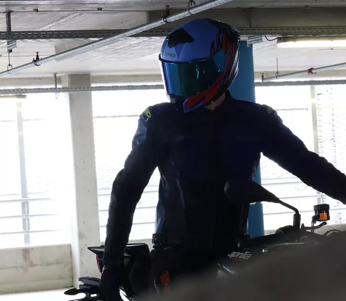 Integrální přilba XRC Recon red/blue/blk