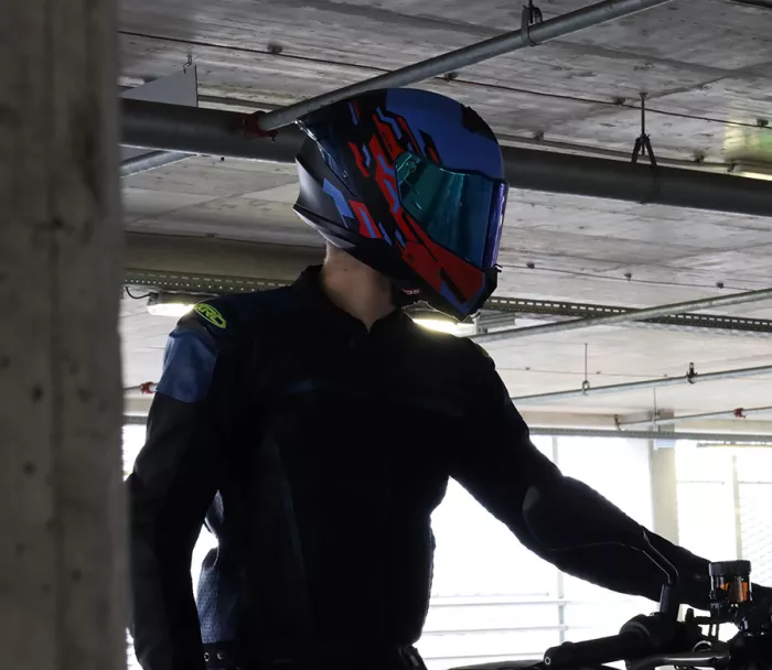 Integrální přilba XRC Recon red/blue/blk