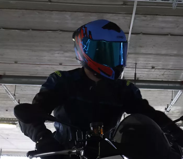 Integrální přilba XRC Recon red/blue/blk