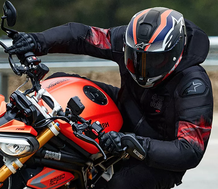 Integrální helma 2024 Alpinestars Supertech R10 Team black/carbon red fluo/dark blue matt