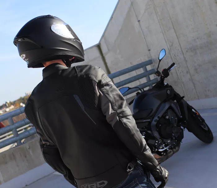 Integrální helma XRC VEGA matt black